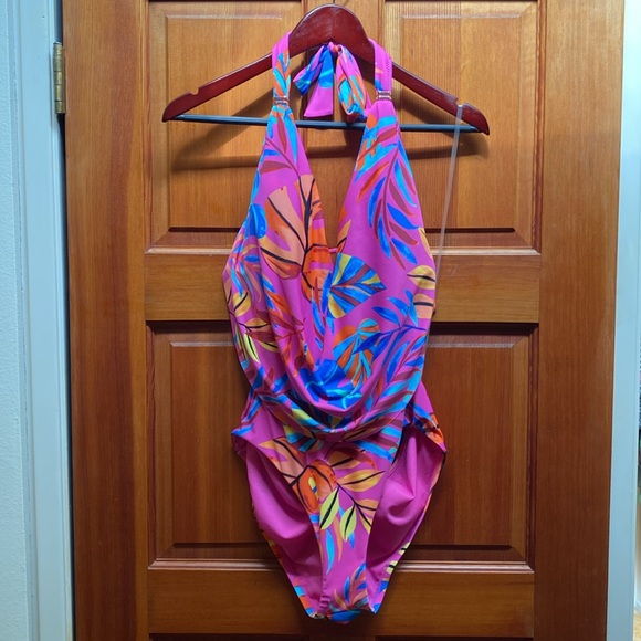 Bar lll Swimsuit Floral Size L - Picture 15 of 17